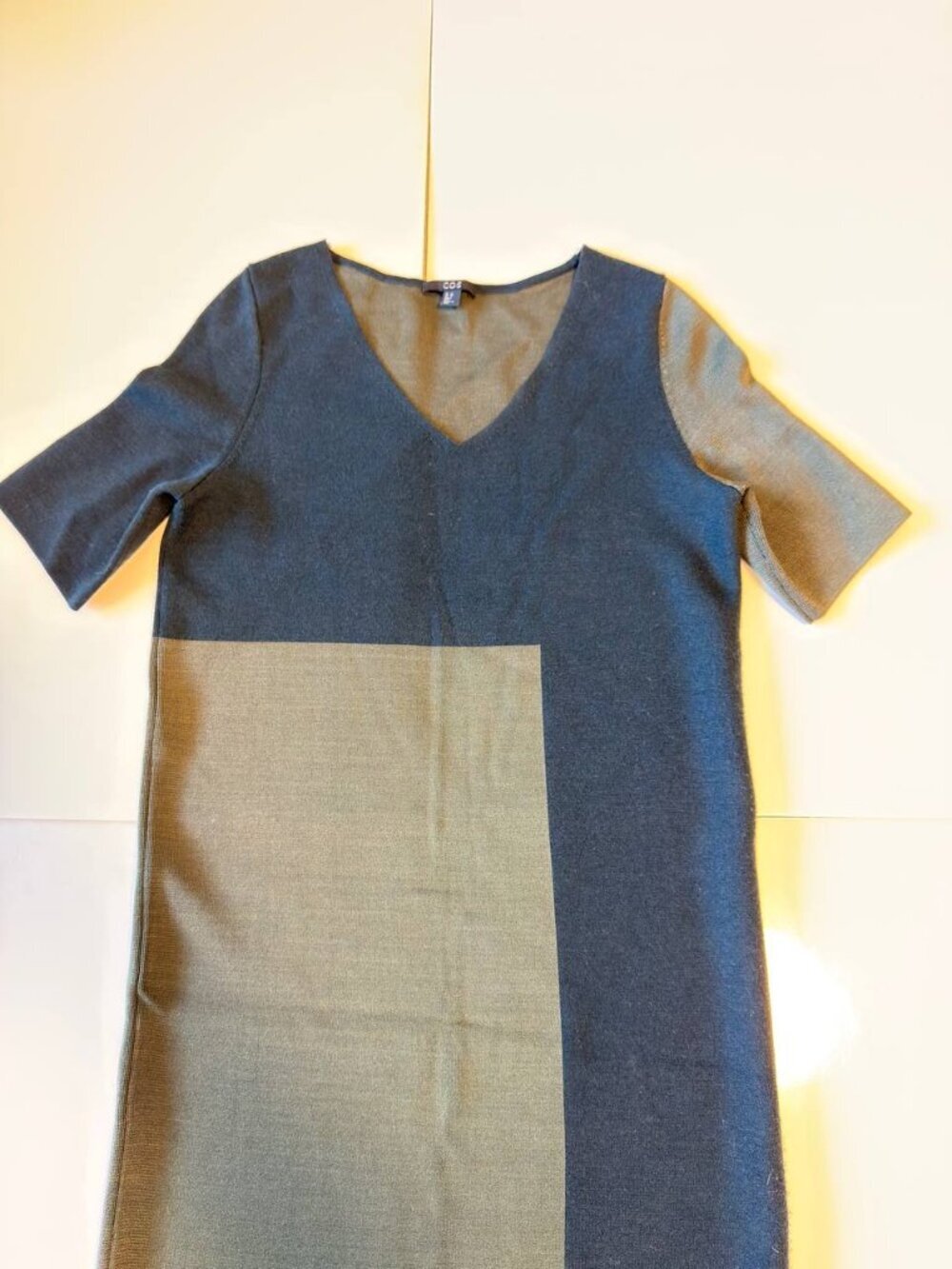 COS Color Block Knit Dress – Women’s Size S - Picture 6 of 15